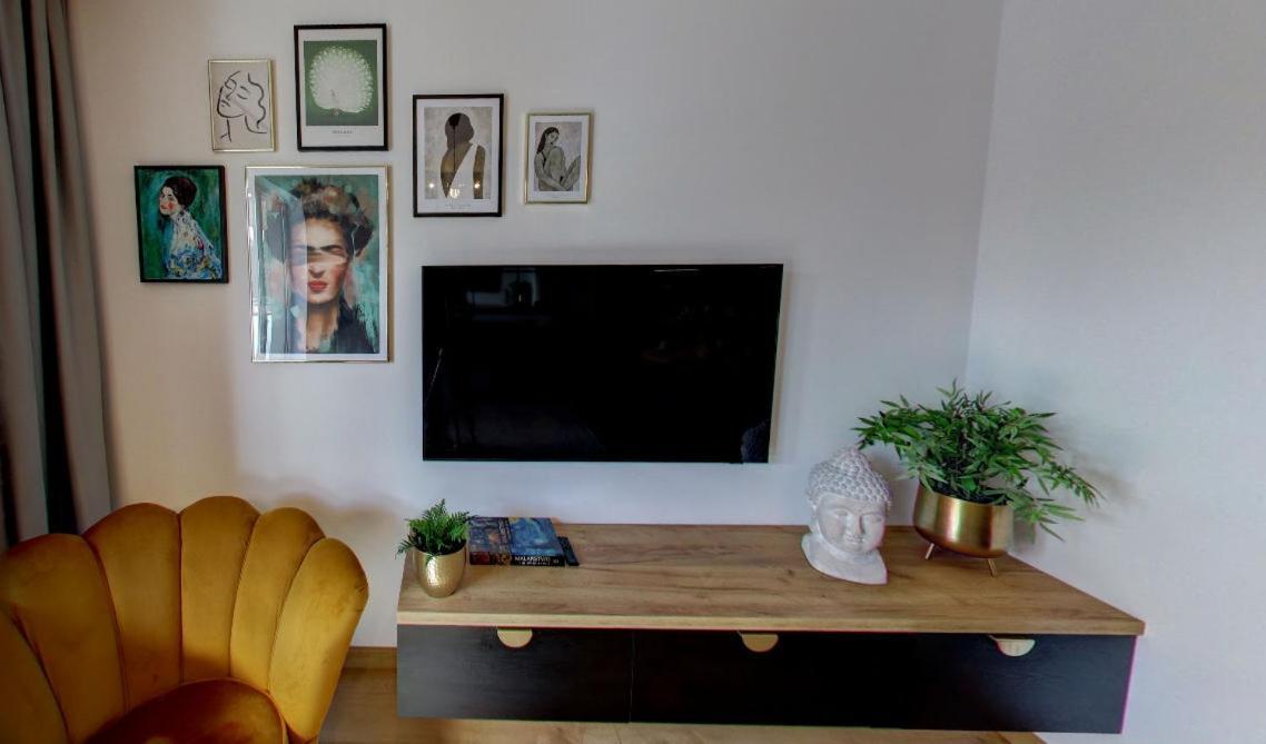 Europa22 Apartament "Sen Jak W Pieciogwiazdkowym Hotelu" - Centrum Miasta Tomaszów Mazowiecki Dış mekan fotoğraf