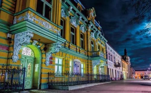 Europa22 Apartament "Sen Jak W Pieciogwiazdkowym Hotelu" - Centrum Miasta Tomaszów Mazowiecki Dış mekan fotoğraf